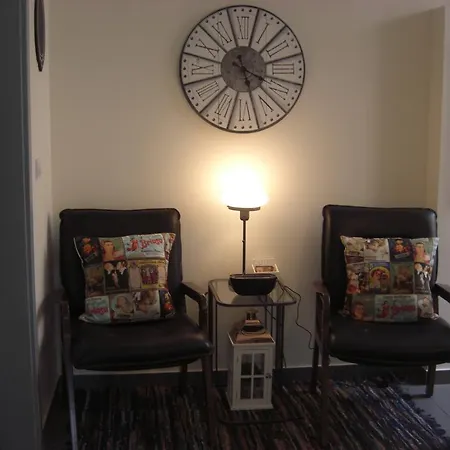 Vintage Star Of Graca - Center Lizbona